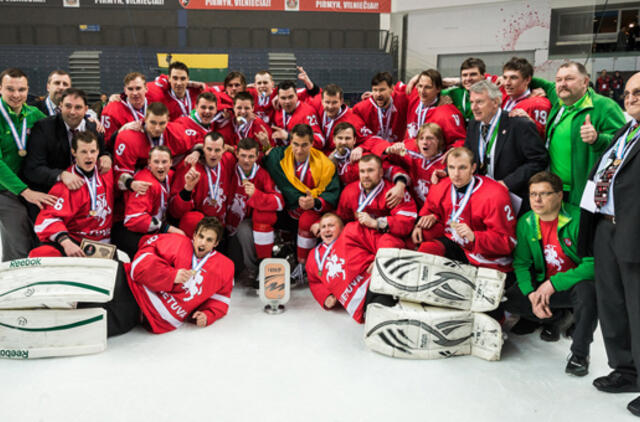 Lietuvos ledo ritulininkams - bronzos medaliai