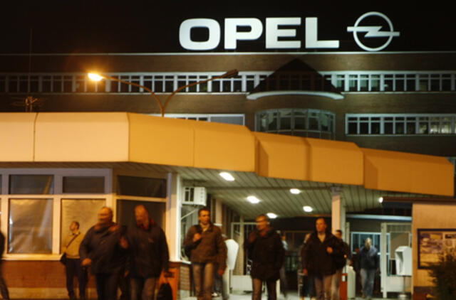 Paštininkai ketina įsigyti dalį "Opel" gamyklos