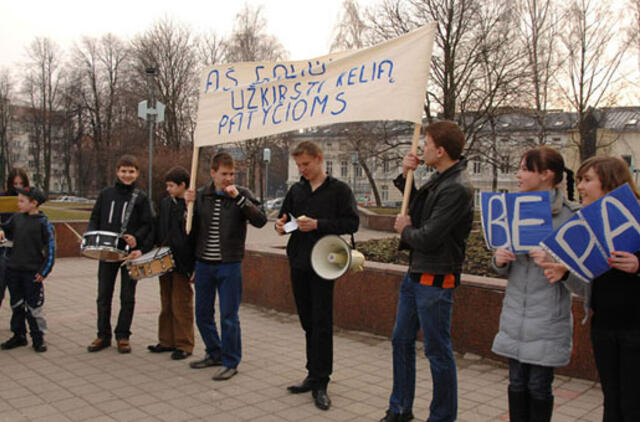 Patyčios: kodėl jos dar yra?