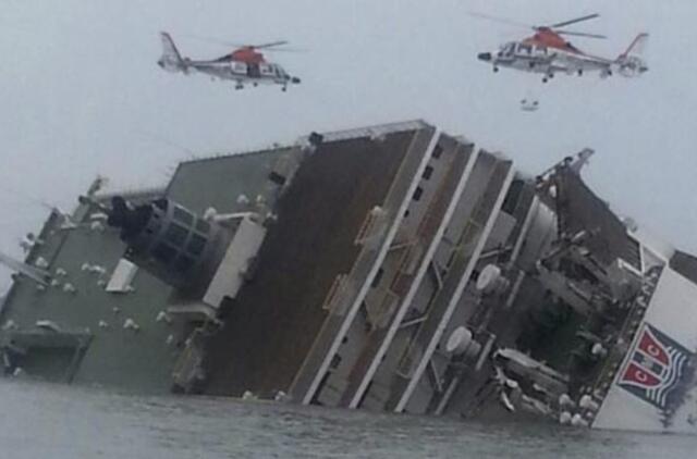 Pietų Korėja: kelto katastrofos aukų skaičius jau pasiekė 150