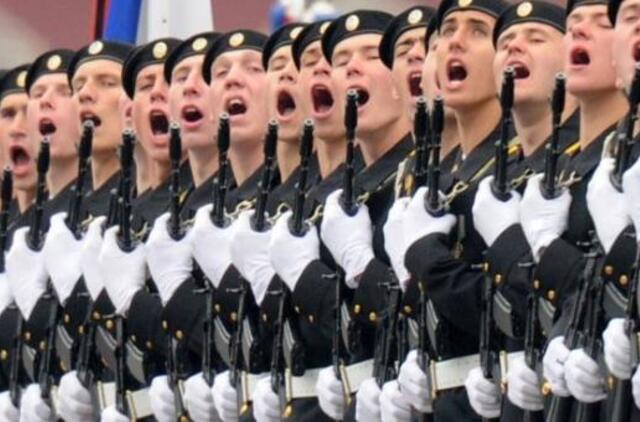 Rusija policininkams ir kariškiams uždraudė vykti į užsienį