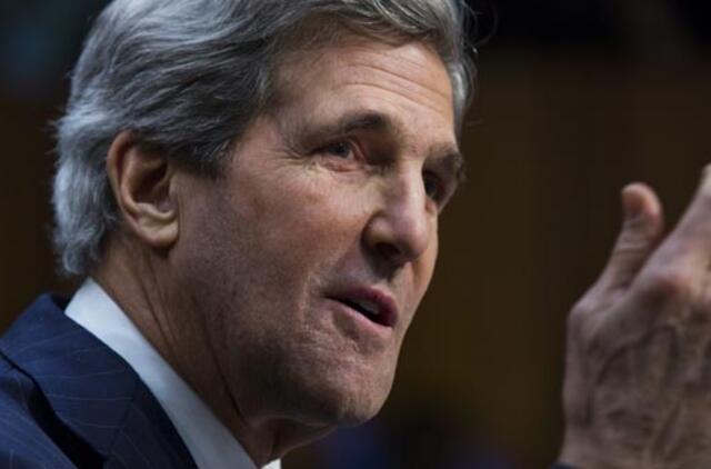 Rusijai gresia tolimesnės JAV sankcijos dėl krizės Ukrainoje, teigia Džonas Keris