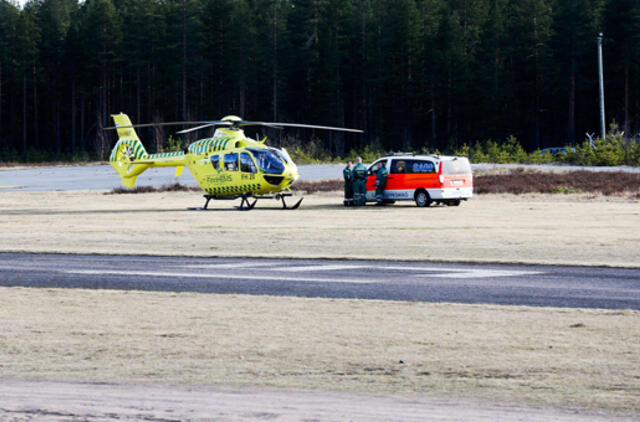 Suomijoje nukritus lėktuvui žuvo 8 parašiutininkai