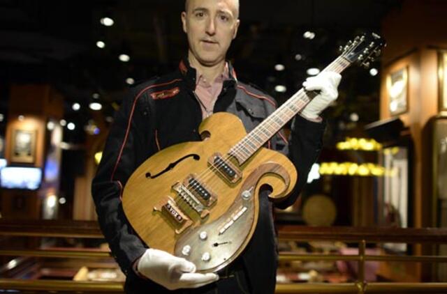 Džordžo Harisono gitara aukcione parduota už 657 000 dolerių