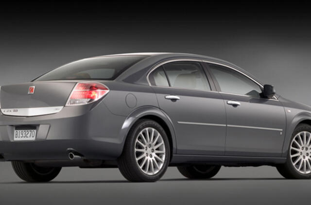 "General Motors" atšaukia apie 60 tūkst. "Saturn Aura" modelių