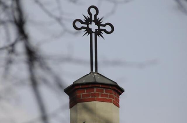 Jaunimas norėtų gyventi amžinai, bet krikščionišku dangumi bodisi