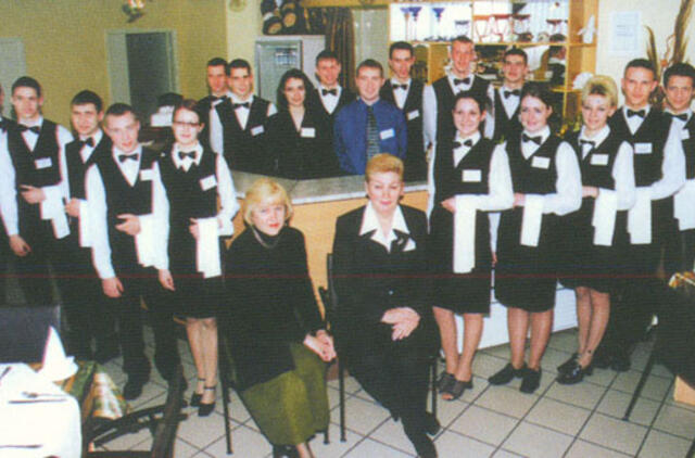 Klaipėdos akvarelės: namai ir žmonės (337)