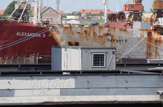 Laivai vaiduokliai - opi uosto problema