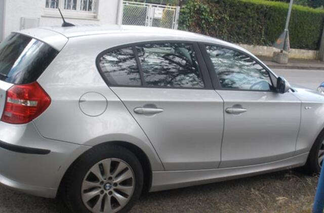 Sukčiai pardavinėjo neegzistuojančius automobilius