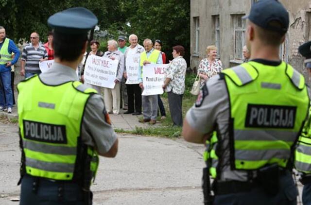 Blokuoti geležinkelio neišdrįso, atakuos teismus