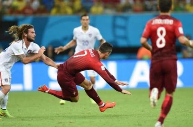 JAV ir Portugalijos futbolininkų susitikimas baigėsi lygiosiomis 2:2