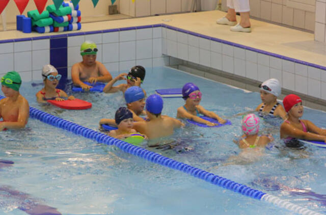 Klaipėdoje -  rekordiniai plaukimo mokymai vaikams