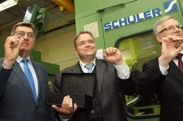 Lietuvoje pradedamos kaldinti eurų monetos