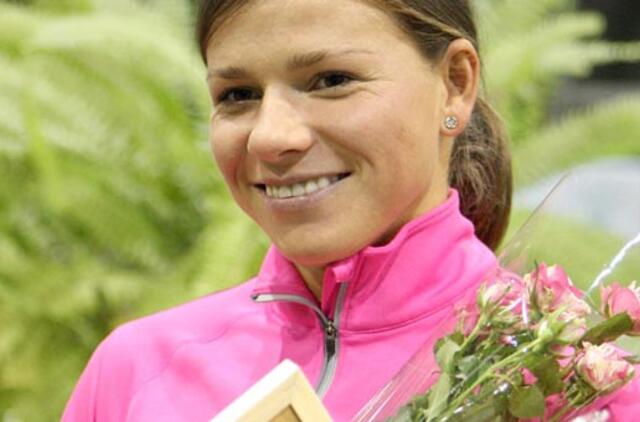 Sporto karalienė šypsojosi bėgikams ir metikams