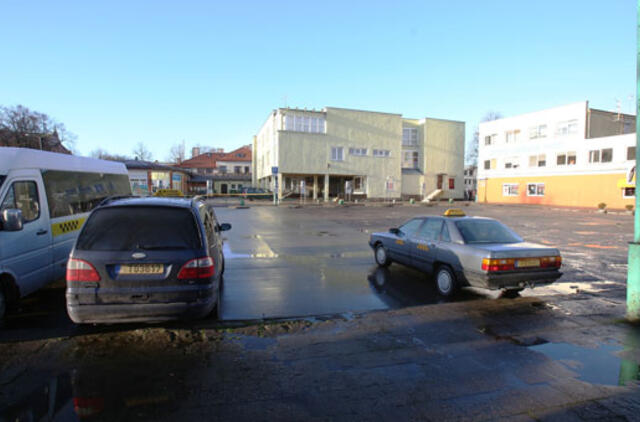 Statant stotį pažeistas dujų vamzdis