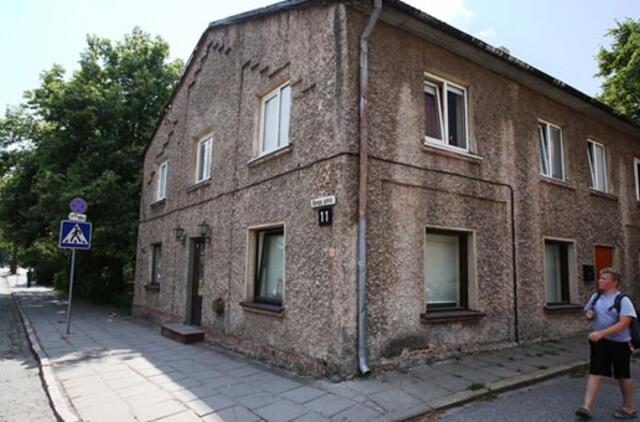 Dėl Bastionų tilto aukos namą