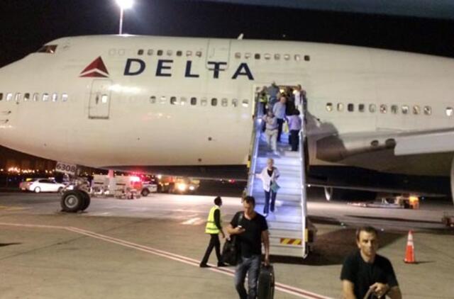 "Delta Airlines" lėktuvas priverstinai nusileido Tel Avivo oro uoste