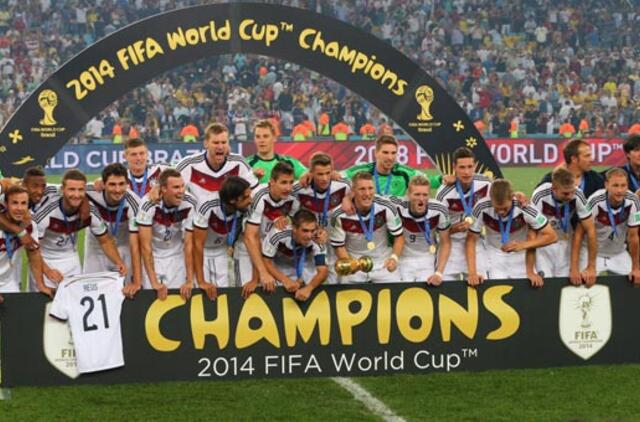 Futbolo ritmu gyveno ne tik aistruoliai, bet ir verslininkai