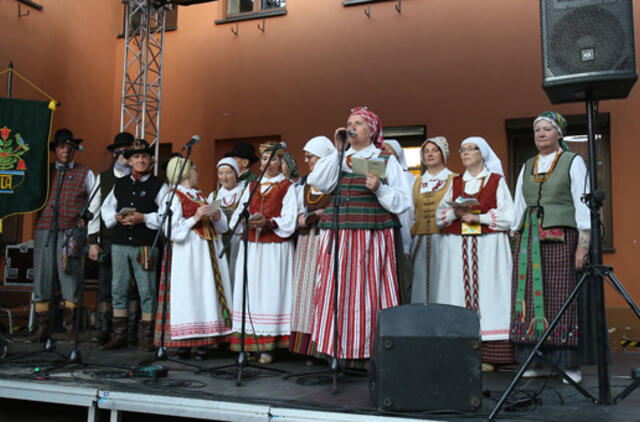 Meno kieme – folklorinės muzikos vakaras