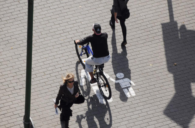 Ministras: užmiestyje dviratininkai drausmingesni nei mieste