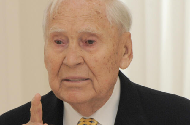 Mirė garsus išeivijos verslininkas Juozas Kazickas