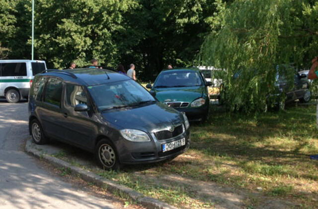 Pradėjęs važiuoti vairuotojas mirė