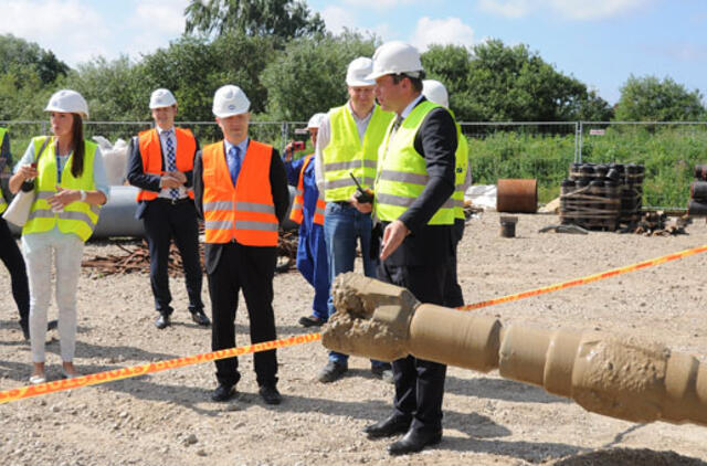 Pradėtas paskutinis SGD terminalo tiesimo etapas