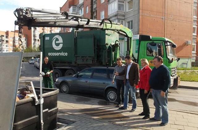 Neringiškius sudomino požeminiai konteineriai