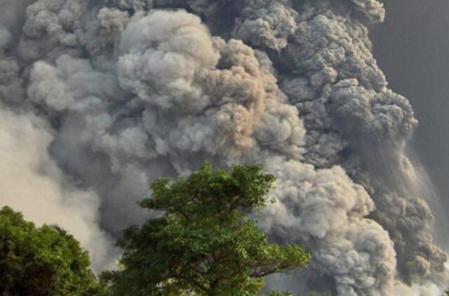 Papua Naujojoje Gvinėjoje išsiveržė ugnikalnis