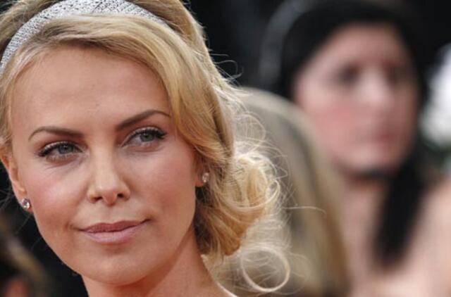 Šarlizė Teron: neketinu galvoti apie save kaip apie nuskintą gėlę