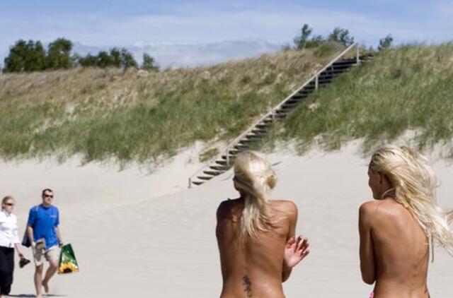 Šventoji: nuogaliai nori savo paplūdimio