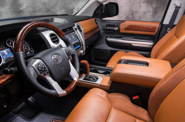 Atšaukiama 130 tūkst. "Toyota Tundra" egzempliorių