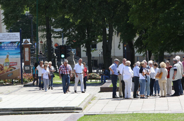 Daugiausiai svečių apsistojo Vilniuje - 424,2 tūkst., mažiausiai - Alytuje, Skuode ir Šalčininkuose - mažiau nei po 100