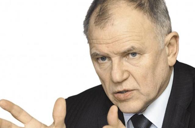 Reformos atšaukiamos. V.Andriukaičiui išvykus į Briuselį, privatūs medikai tiesiog ploja rankomis