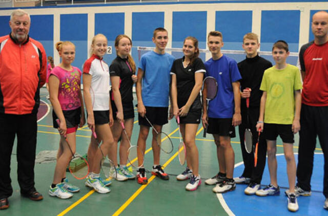 Badmintonininkams - jaunučių žaidynių auksas