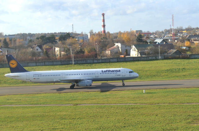 Dėl pilotų streiko atšaukti "Lufthansa" skrydžiai