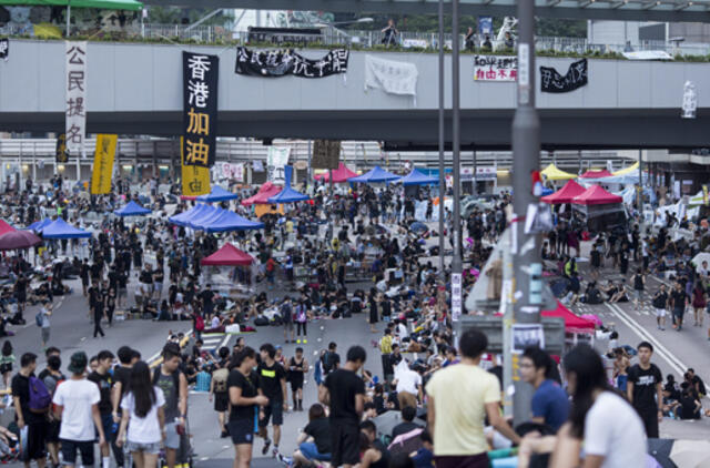 Honkonge tęsiasi studentų demonstracijos