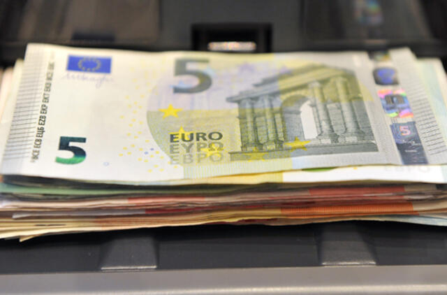 Įsivedus eurą brangs litais paimtos paskolos