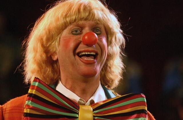 Istorija apie sekso vakarėlyje mirusius 7 pensininkus - pokštas