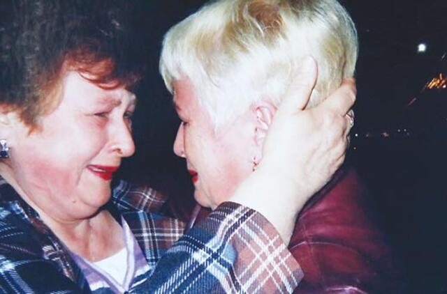 Jelena Vasiljeva: "Esu laiminga, po 60 metų suradusi seserį dvynę"
