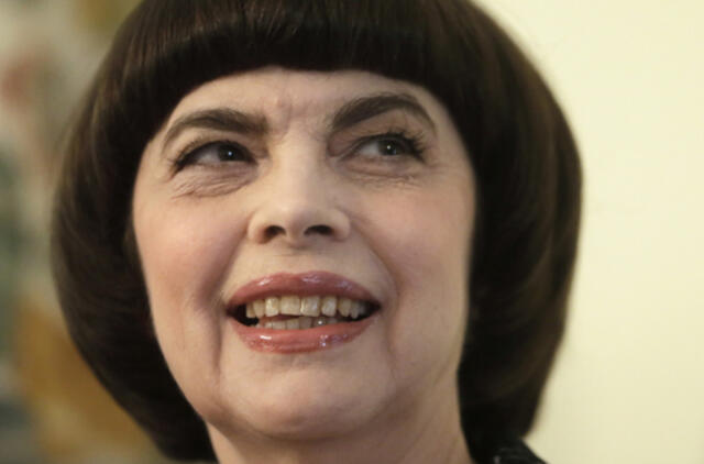 Legendinė prancūzų atlikėja Mirej Matjė švenčia 50 metų scenos jubiliejų