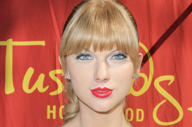 Madam Tiuso muziejuose Vašingtone ir Holivude bus atidengtos dainininkės Teilor Svift figūros