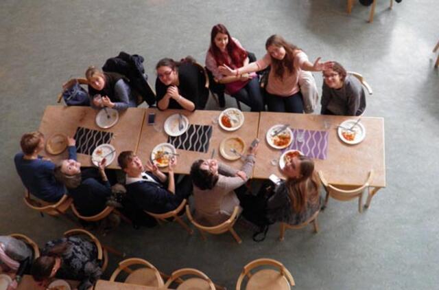 Moksleiviams - Švedija pusryčiams