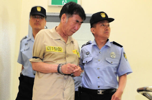 Nuskendusio Pietų Korėjos kelto "Sewol" kapitonui prokuratūra reikalauja mirties bausmės