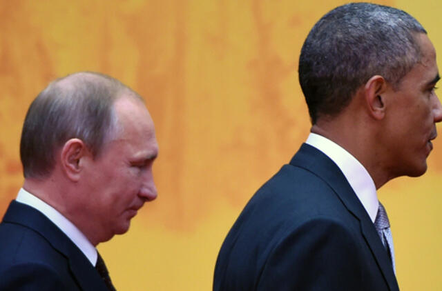 Barakas Obama ir Vladimiras Putinas bendravo APEC viršūnių susitikime