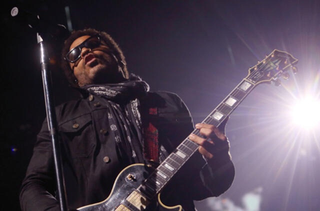 Dėl atsinaujinusios ligos Lenis Kravicas galutinai atšaukė koncertą Vilniuje