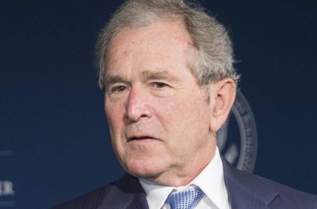 Džordžas V. Bušas: "Sadamas Huseinas manimi netikėjo"