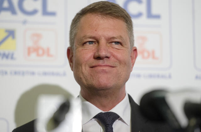 Į antrąjį Rumunijos prezidento rinkimų ratą patenka Viktoras Ponta ir Klausas Johanis