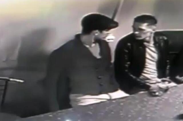 Ieškomi vagys, prie baro iš kišenės ištraukę 1600 litų