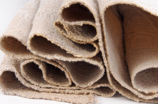 Klaipėdoje atidaryta mezginių paroda "Lino taku į Kalėdas"